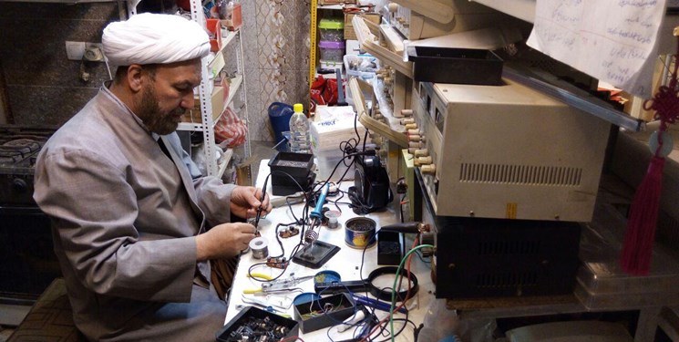 با امام جمعه مخترع آشنا شوید