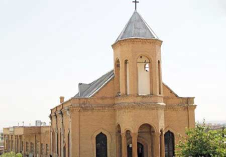 مسیحیان آزادانه شعائر مذهبی خود را در ایران به جا می&zwnj;آورند