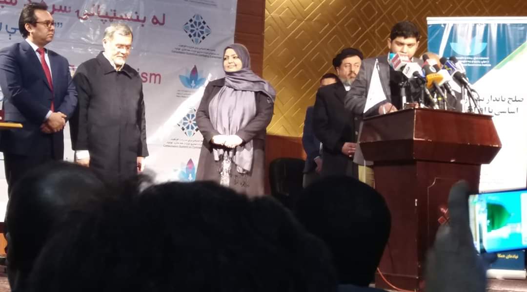 جایزه &laquo;شخصیت معتدل سال&raquo; به سرور دانش اهدا شد