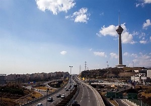 شاخص هوای تهران در ۲۱ بهمن ماه/ باران آمد و هوای تهران سالم شد
