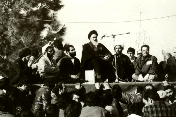 نمایشگاه عکس و اسناد انقلاب اسلامی