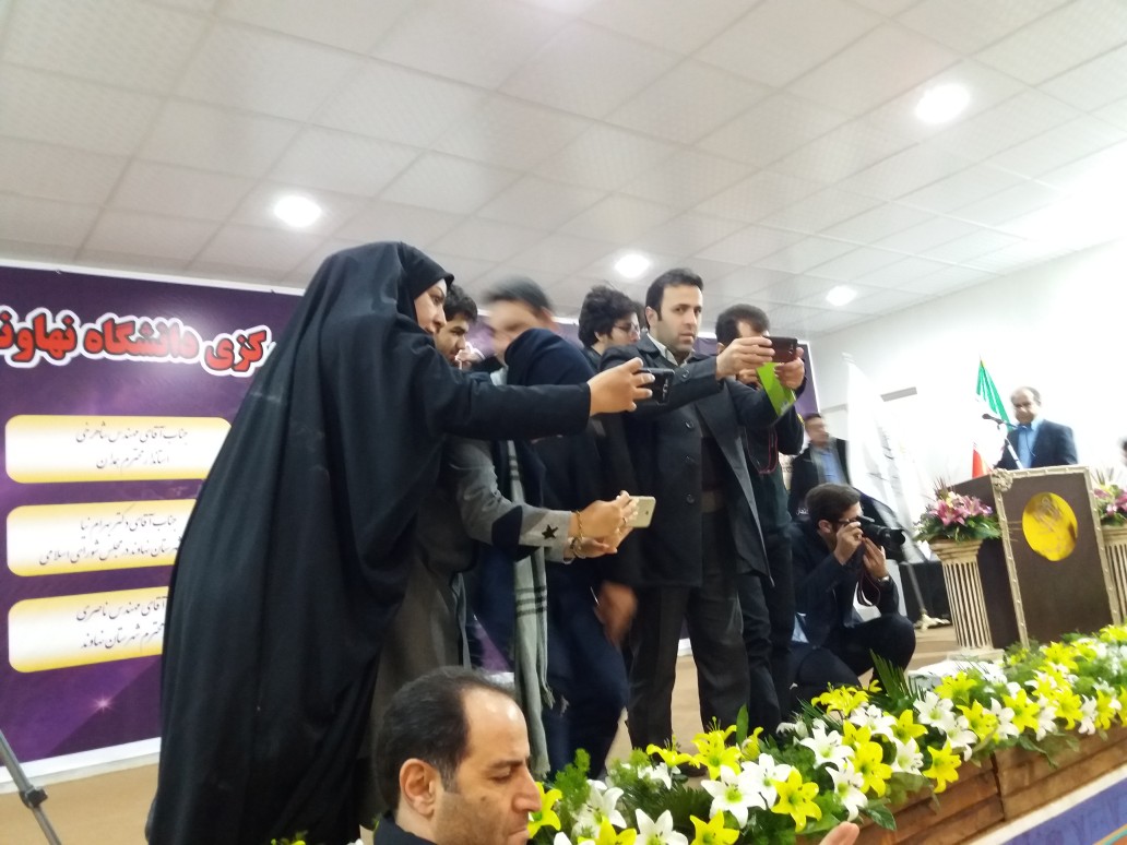 ۳۰خبرنگار و عکاس مراسم ۲۲بهمن نهاوند را پوشش خبری می‌دهند