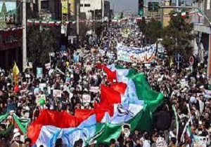 فریاد&zwnj;های دشمن شکن در راهپیمایی ۲۲ بهمن،لرزه بر اندام استکبار می&zwnj;اندازد