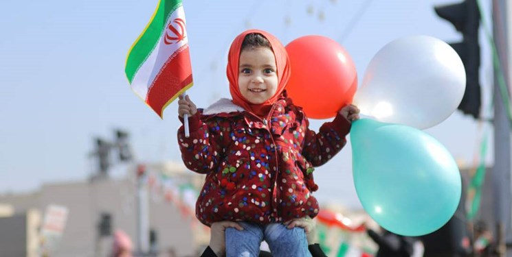 یک دورهمی شاد، درست کف خیابان