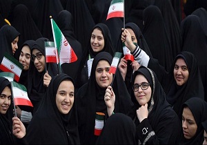 گزارش المیادین از تقویت نقش زنان در ایران پس از پیروزی انقلاب اسلامی