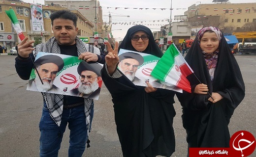 آغاز راهپیمایی مردم قم در روز ۲۲ بهمن تا دقایقی دیگر +تصاویر