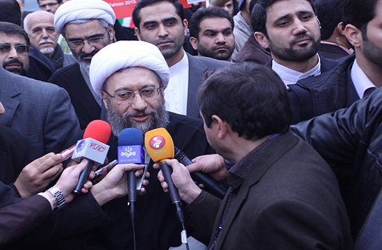 مردم ما از انقلاب عقب نمی&zwnj;نشینند/ این حضور پیامی برای آمریکاست