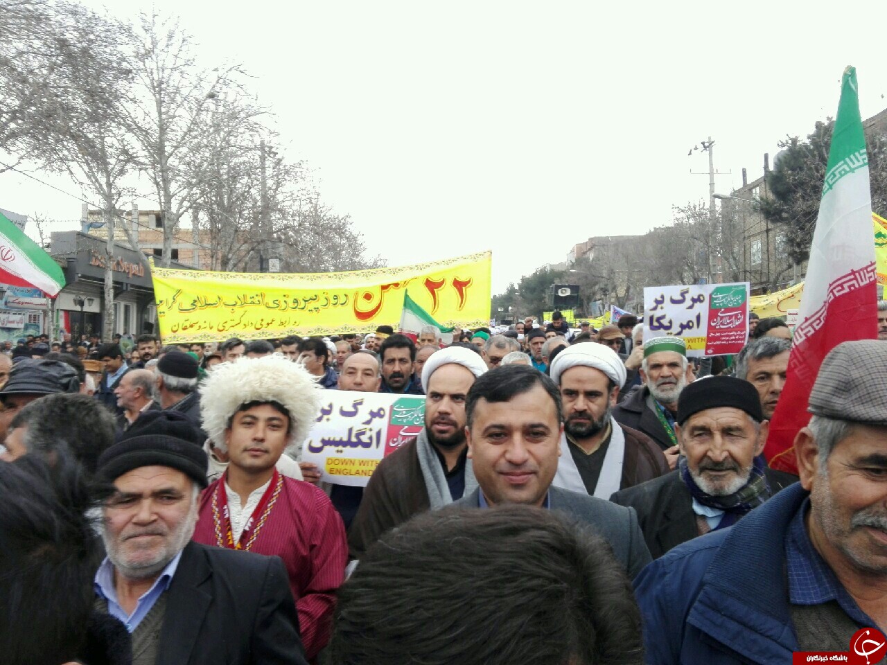 عکس&zwnj;ها و حاشیه&zwnj;های راهپیمایی ۲۲ بهمن ۹۷ استان خراسان شمالی