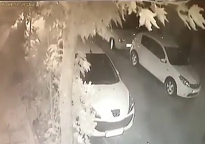 بی‌احتیاطی لندکروز کار دست پژو ۲۰۷ داد! + فیلم