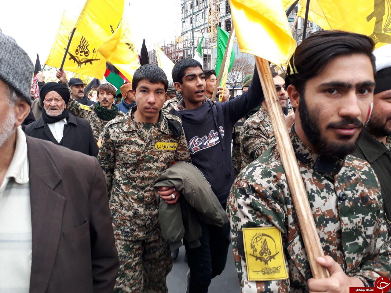 گزارش تصویری: مشارکت گسترده مهاجرین افغانستانی در جشن چهل سالگی انقلاب اسلامی