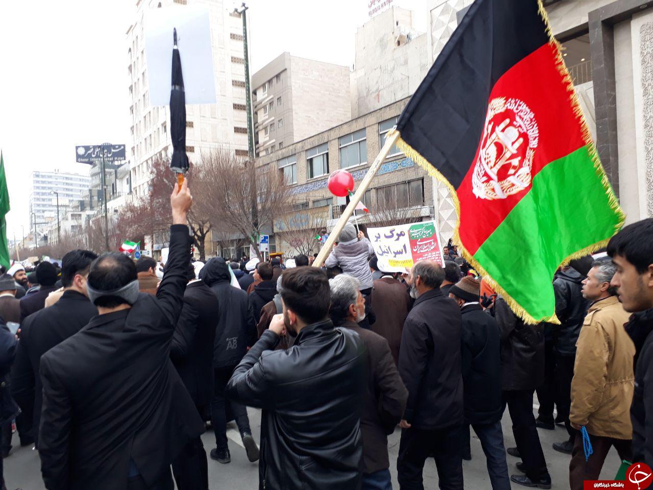 گزارش تصویری: مشارکت گسترده مهاجرین افغانستانی در جشن چهل سالگی انقلاب اسلامی