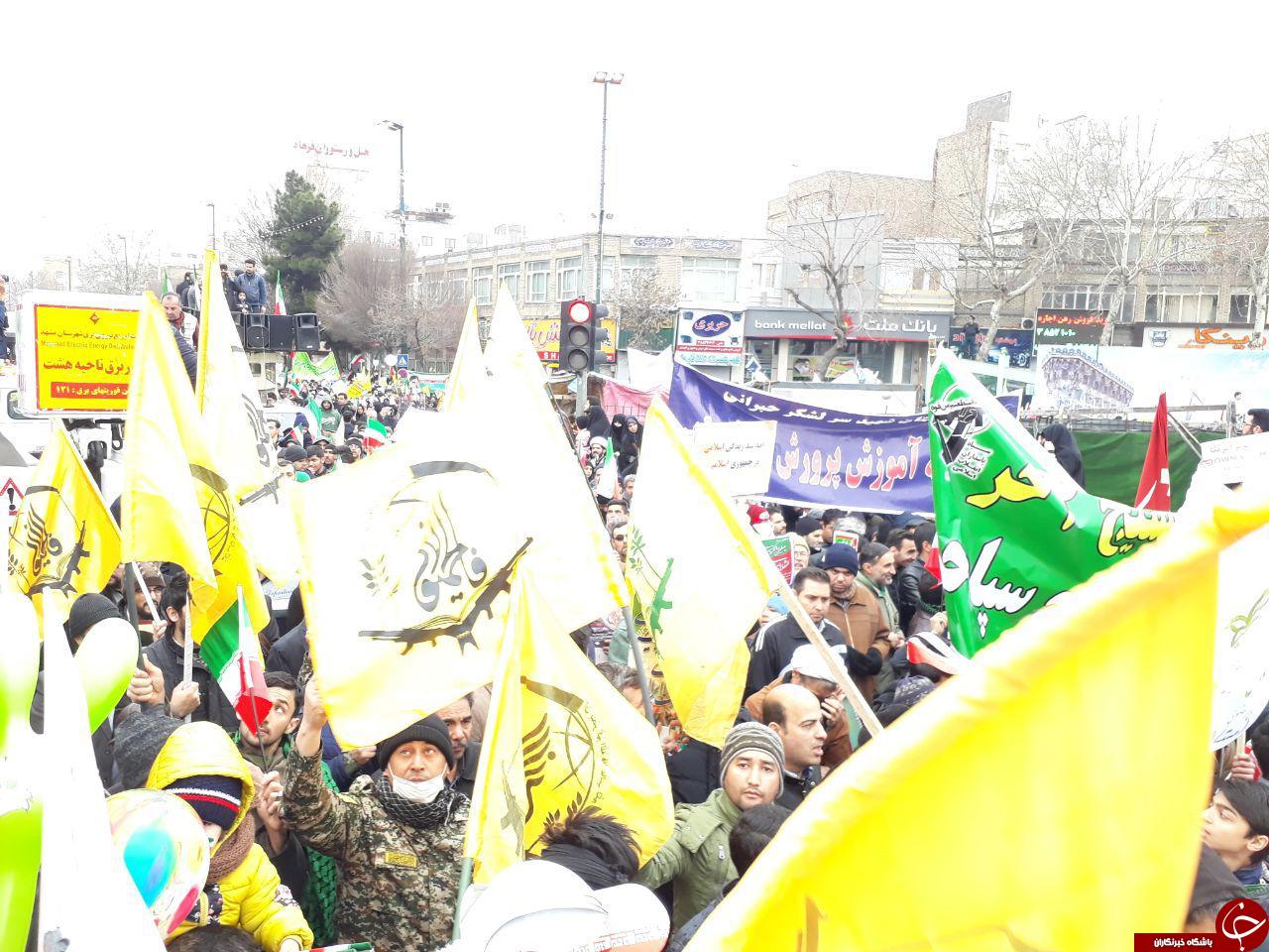 گزارش تصویری: مشارکت گسترده مهاجرین افغانستانی در جشن چهل سالگی انقلاب اسلامی