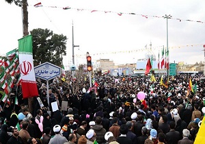 ملت ایران دشمن را می شناسد و در برابر توطئه آنها می ایستد