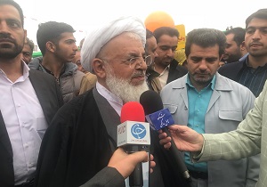 انقلاب اسلامی برخاسته از قلب  و دل مردم است