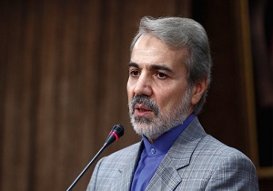 کاستی‌ها با ایستادگی و مشارکت مردم برطرف می‌شود