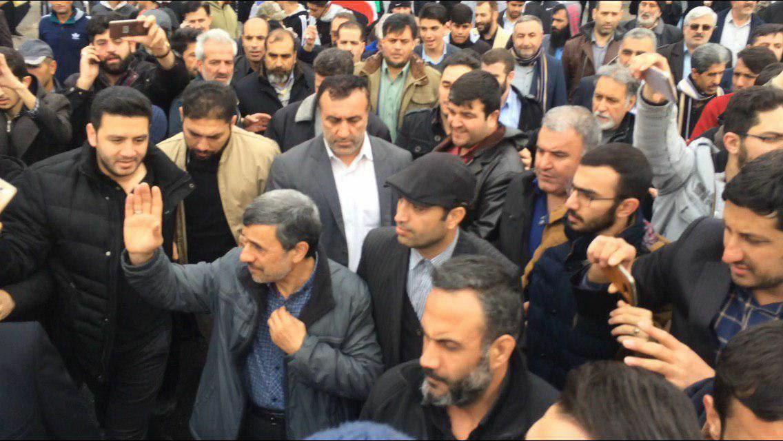 تصاویری از حضور مسئولان و شخصیت های معروف در راهپیمایی ۲۲ بهمن ۹۷