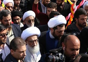 حضور مردم نشان دهنده ایستادگی ملت در برابر استکبار جهانی است