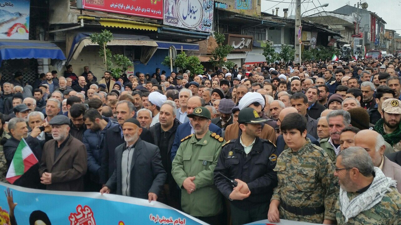 عکس&zwnj; ها و حاشیه&zwnj;های راهپیمایی ۲۲ بهمن ۹۷ در استان گیلان