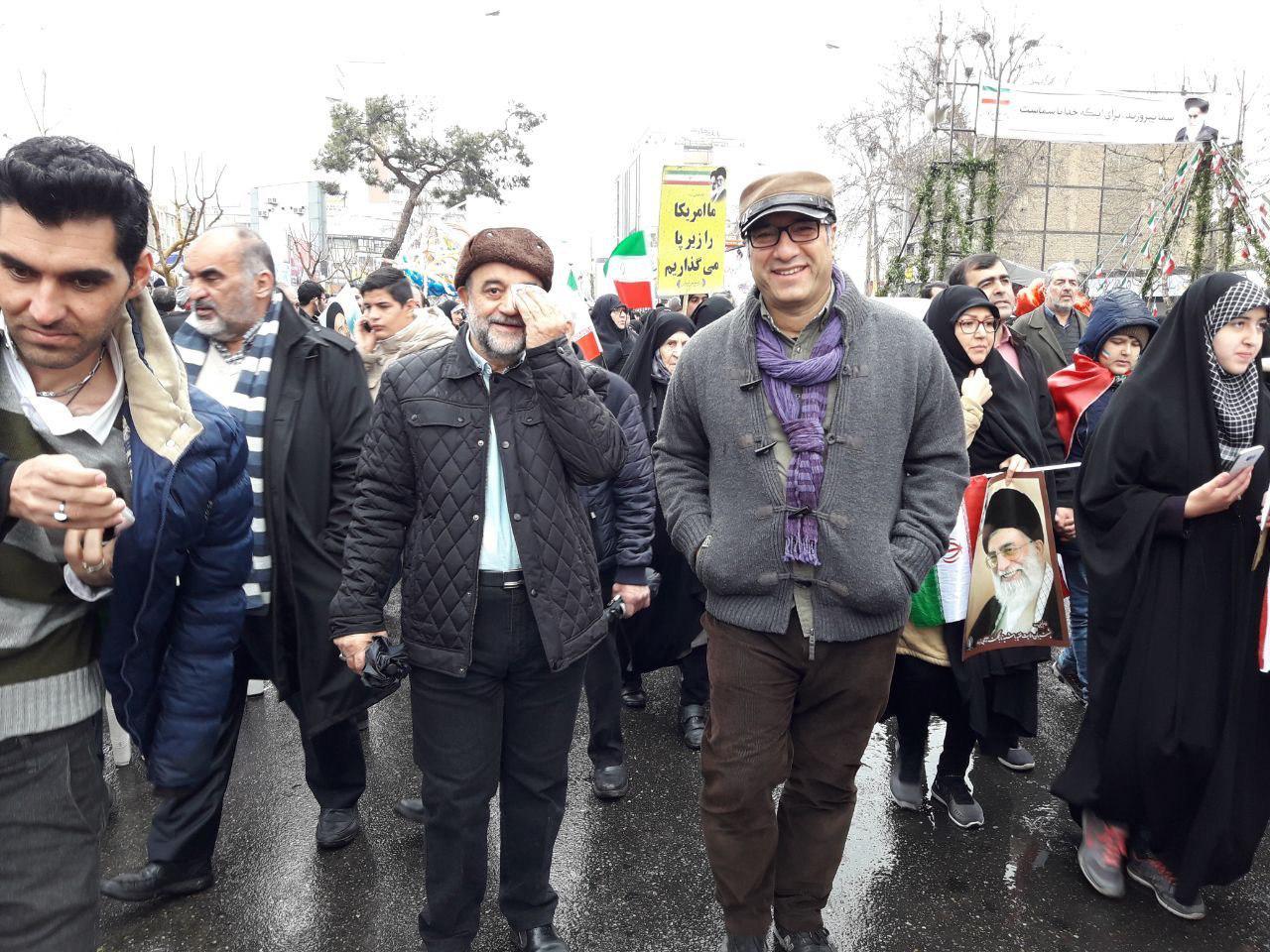 رضا میرکریمی در راهپیمایی ۲۲ بهمن +تصویر