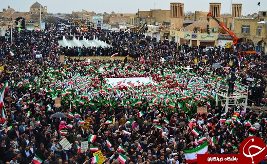 حماسه ای دیگر از وحدت و همبستگی مردم دارالعباده یزد در فجر۹۷ +تصاویر