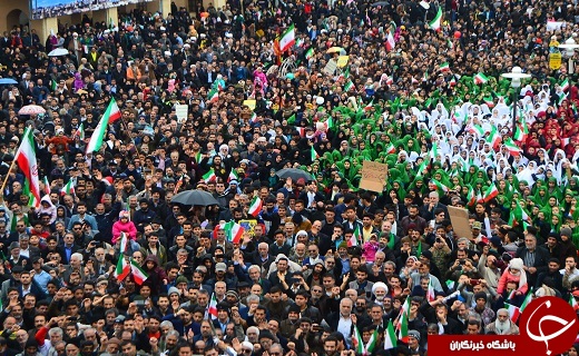 حماسه ای دیگر از وحدت و همبستگی مردم دارالعباده یزد در فجر۹۷ +تصاویر