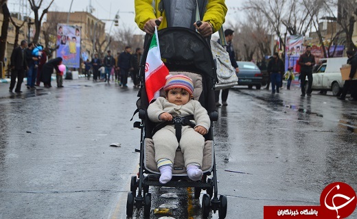 عکس&zwnj;ها و حاشیه&zwnj;های راهپیمایی ۲۲ بهمن ۹۷ در استان یزد+ تصاویر
