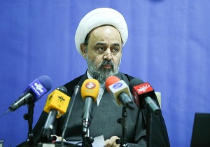 رئیس مرکز آمار قوه قضاییه: مردم ایران از انقلاب و حمایت از ولایت دست برنمی‌دارند