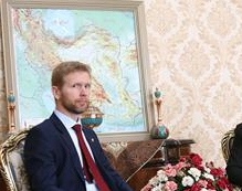 توییت سفیر نروژ در ایران درباره جشن چهل سالگی انقلاب