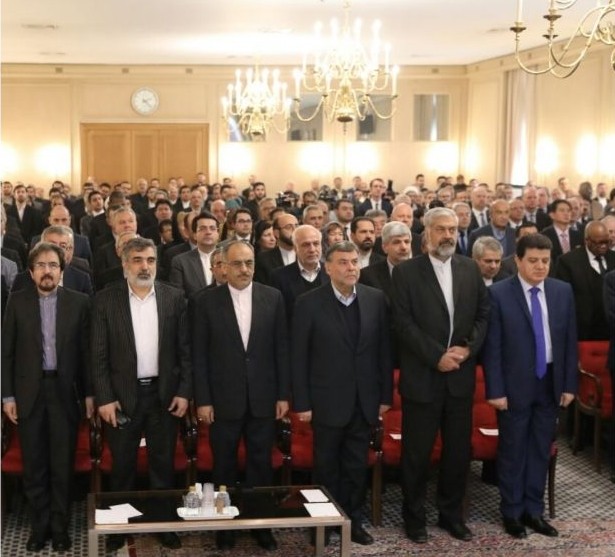 ولایتی: مهمترین دستاورد جمهوری اسلامی در چهل سال گذشته عزتمندی و اقتدار است