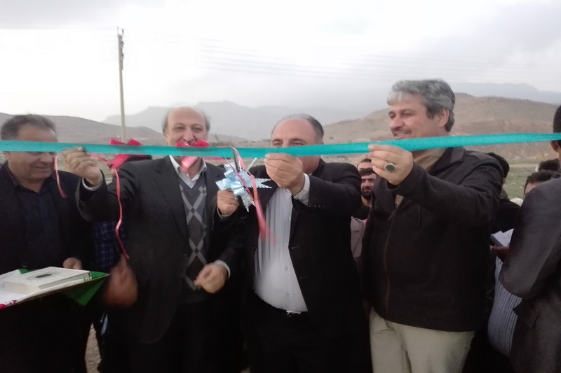 ۴۰ مورد چمن مصنوعی در گچساران و باشت ایجاد شد