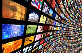 همراه با فیلم&zwnj;های سینمایی و تلویزیونی در پایان هفته/دردسرهای یک خبرنگار برای اثبات قاچاق مواد مخدر از طریق دولت