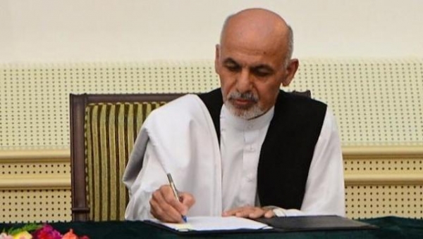 فرمان انتخاباتی &laquo;اشرف غنی&raquo; به کارمندان ادارات دولتی