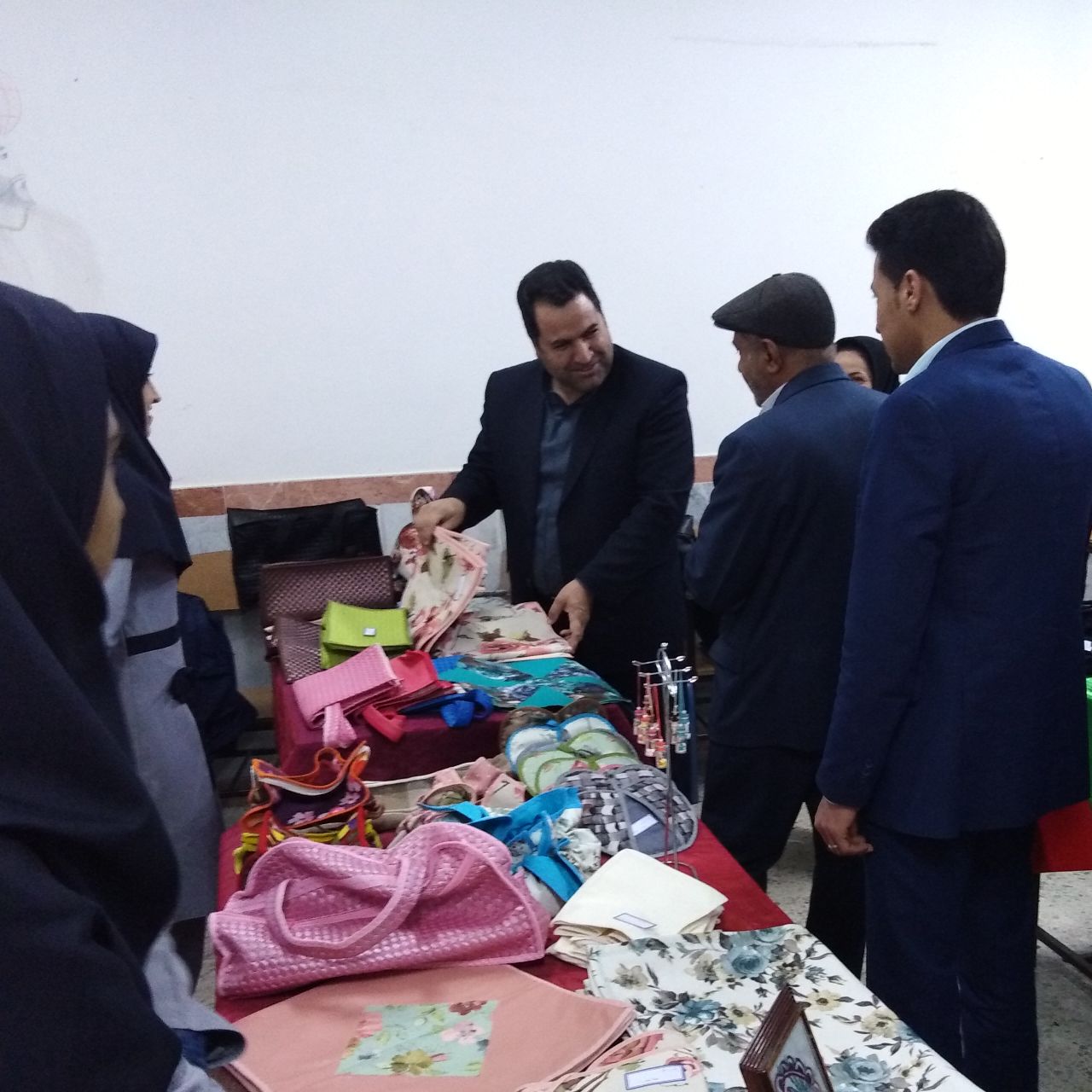 برگزاری بازارچه کسب و کار دانش آموزی در شهرستان خواف
