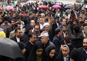 حضور مردم در خط به خط راهپیمایی 22 بهمن پیامی را برای مسئولین داشت + فیلم