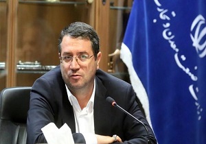 وزیر صنعت معدن و تجارت وارد یزد شد