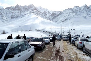 جشنواره ملی سازه های برفی در غرب استان اصفهان