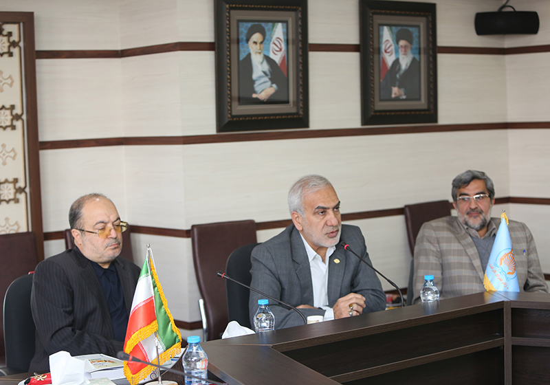 هیچ کاروان زیارت اولی بدون روحانی به مشهد اعزام نخواهد شد