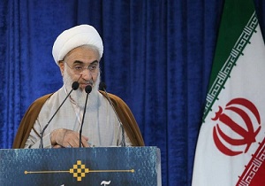انتقام حمله تروریستی به اتوبوس سپاه باید گرفته شود
