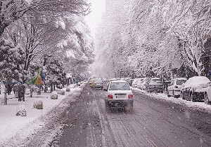 بارش برف در زنجان + فیلم
