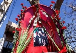 لبیک یا خمینی / مداحی زیبا و حماسی مهدی رسولی در رسای امام خمینی (ره) +فیلم
