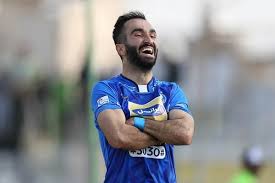 شجاعیان: نمی دانم چرا برخی تیم‌ها کارت نمی‌گیرند! / با استقلال قرارداد دارم