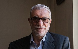 ناگفته&zwnj;های استادی که کتاب رهبر انقلاب را به زبان عربی تدوین کرد/از پیام های راهبردی به جهان عرب تا متونی که دل سید حسن نصرالله را برد