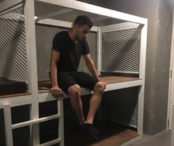 فوتبالیست سیاسی بحرینی برادر تمامی استرالیایی ها است