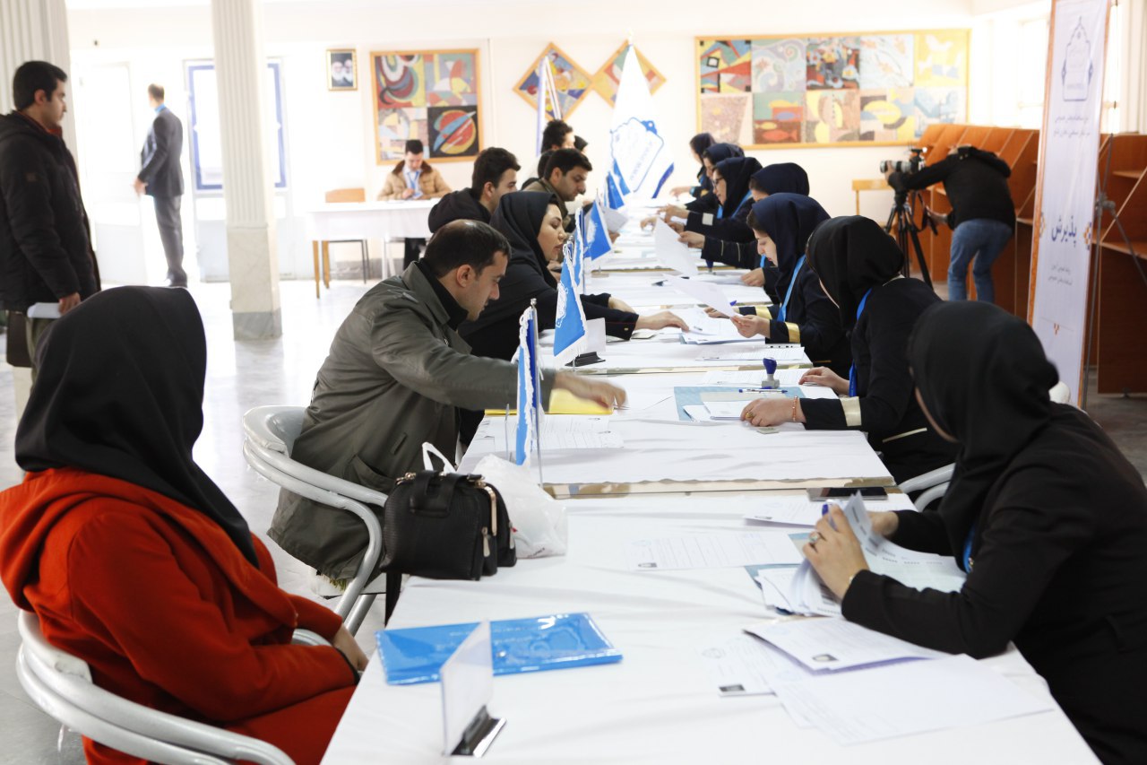 مرحله حضوری دومین آزمون استخدام بخش خصوصی در مشهد برگزار شد