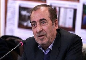 انتقاد الویری از محقق نشدن درآمد ۹۵۰ میلیارد تومانی از محل پارک حاشیه&zwnj;ای