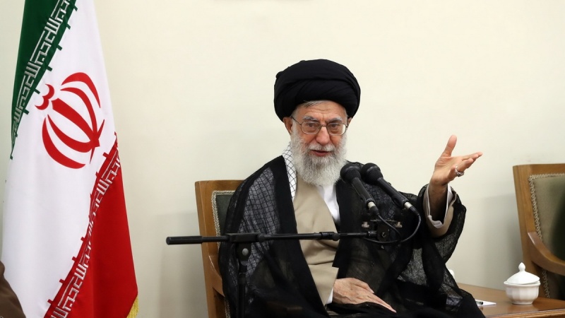 توصیه رهبر انقلاب درباره بیانیه گام دوم در جلسه ای خصوصی +متن