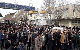 پیکر شهید مدافع وطن «عباس کوهی» در خور و بیابانک آرام گرفت