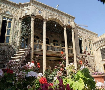 ظرفیت های گردشگری در مشهد مغفول مانده است