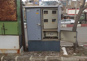 اوضاع نامناسب جعبه برق در بلوار جانبازان سنندج + فیلم