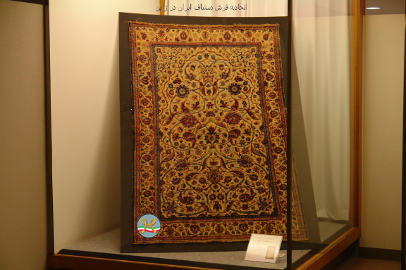 مار و پله فرش در پیچ و خم نوسان احیا و رکود / فرش؛ هنر صنعتی که حال خوشی ندارد و این روزها مار و پله فرش در پیچ و خم نوسان احیا و رکود / فرش؛ هنر صنعتی که حال خوشی ندارد و این روزها